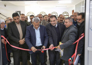 افتتاح المعرض التشكيلي بصمات تعبيرية