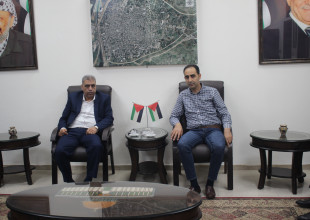 رئيس البلدية يلتقي محافظ محافظة قلقيلية