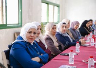 بلدية قلقيلية تكرم النساء العاملات فيها