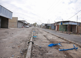 استمرار الاعمال في منطقة معبر العودة الشمالي وازالة المعيقات والتعديات و اجراء تعديلات هندسية ومرورية في المنطقة .