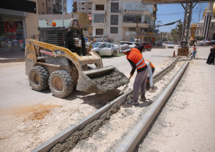 دائرة الهندسة والمشاريع استمرار اعمال مشروع تأهيل المدخل الشرقي للمدينة - بناء ارصفة وجزر وسطية