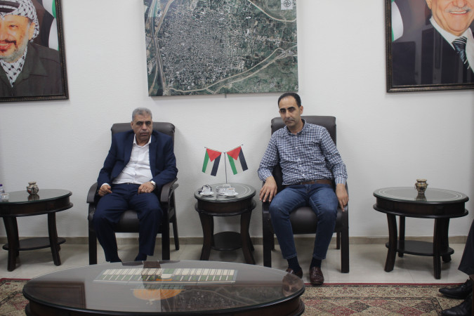 رئيس البلدية يلتقي محافظ محافظة قلقيلية