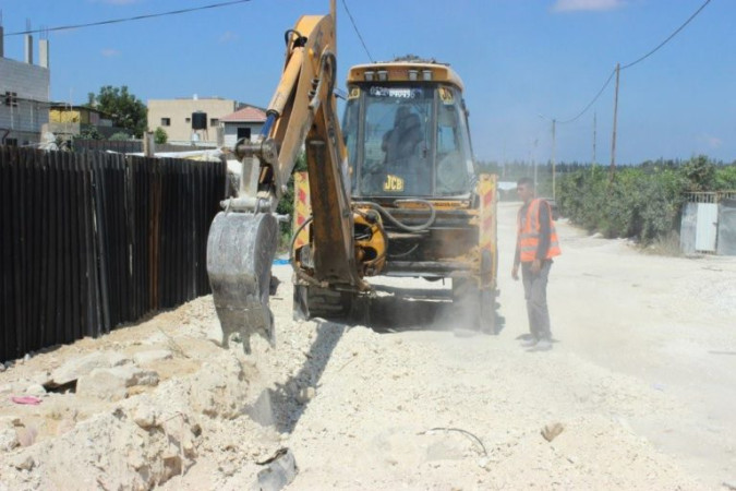 جانب من اعمال ضبط الجودة التي تقوم بها البلدية على المشاريع