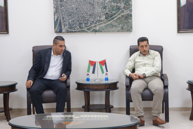 وفد من بلدية حبلة يزوربلدية قلقيلية